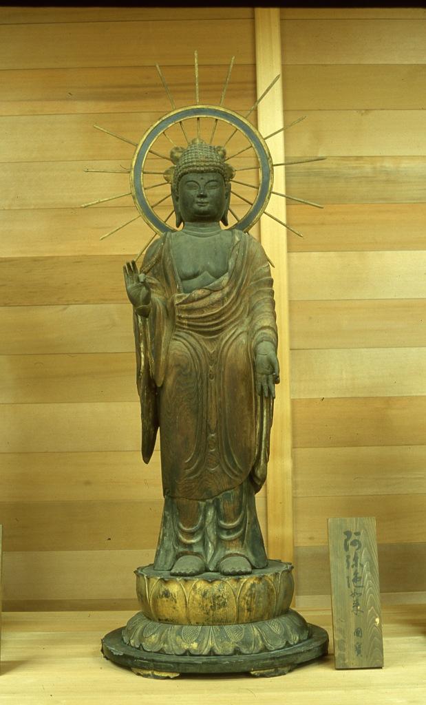阿弥陀如来立像