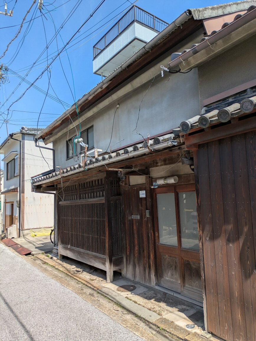 旧岡本家別邸の外観のようす