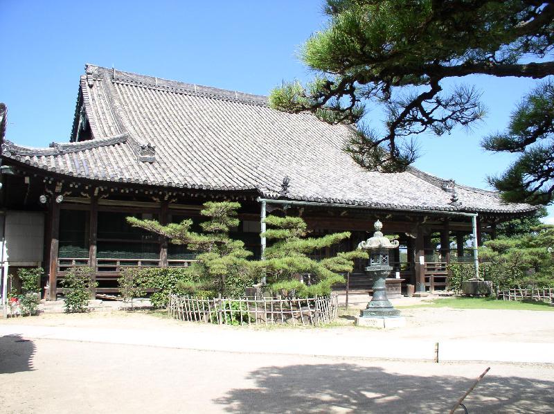 願泉寺本堂