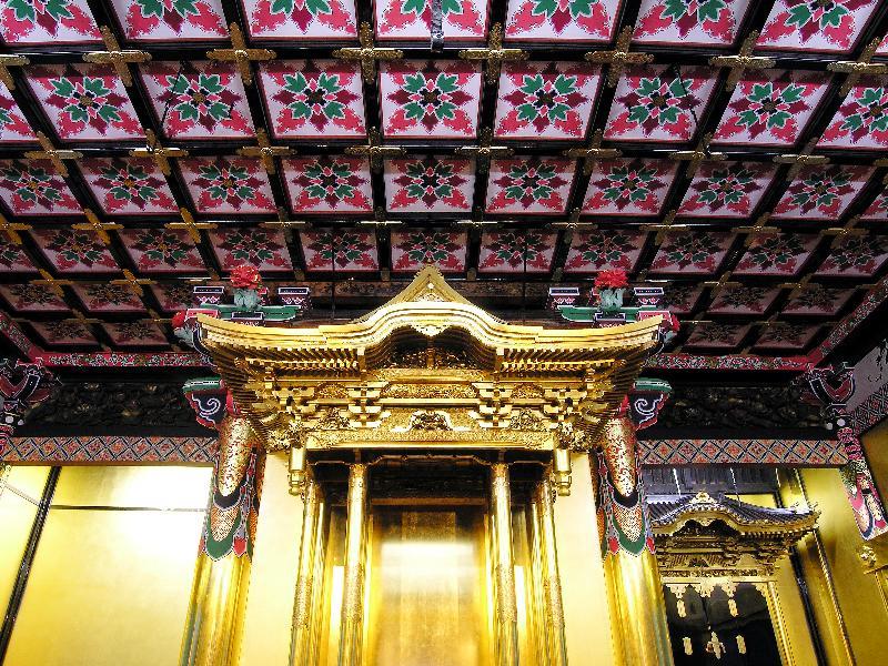 本堂の内部(内陣)の写真