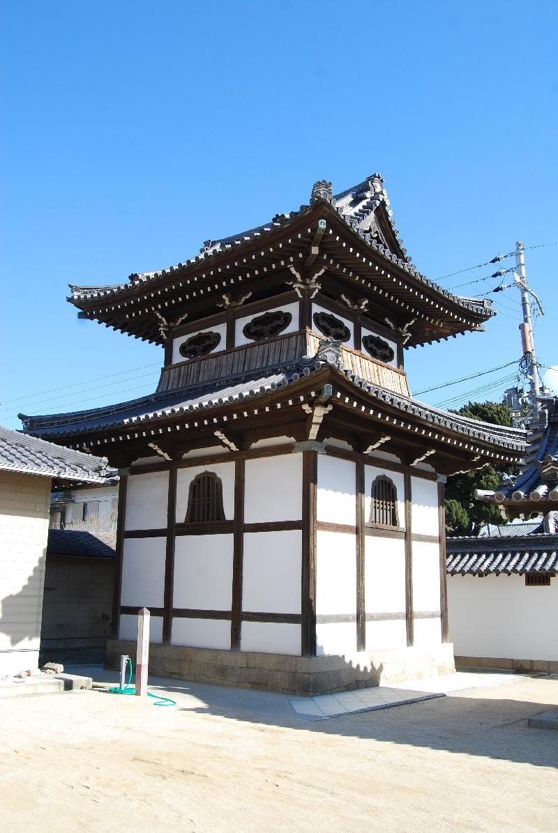 願泉寺太鼓堂
