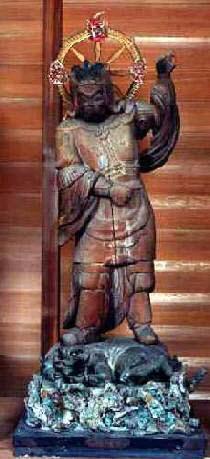 孝恩寺木造持国天立像の写真
