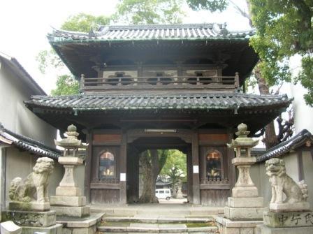 感田神社神門の外観写真