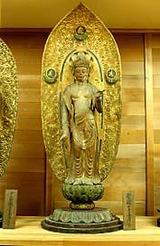 孝恩寺木造聖観音立像