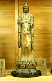 孝恩寺木造帝釈天立像