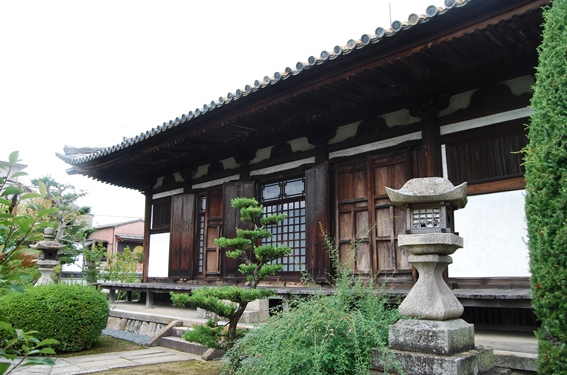 国宝孝恩寺観音堂(正面)の写真