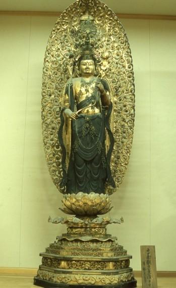 孝恩寺十一面観音立像の写真