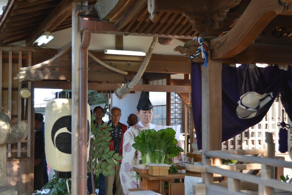 櫛祭りの中で行われる櫛供養の写真