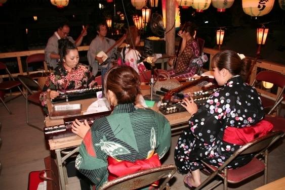 貝塚の東盆踊り お囃子