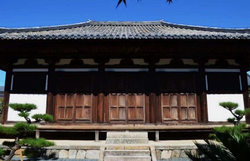 国宝孝恩寺観音堂
