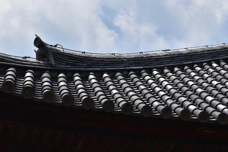 写真3 修理後の屋根の写真 その2