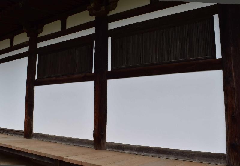 写真7 修理後の漆喰壁の写真 その2