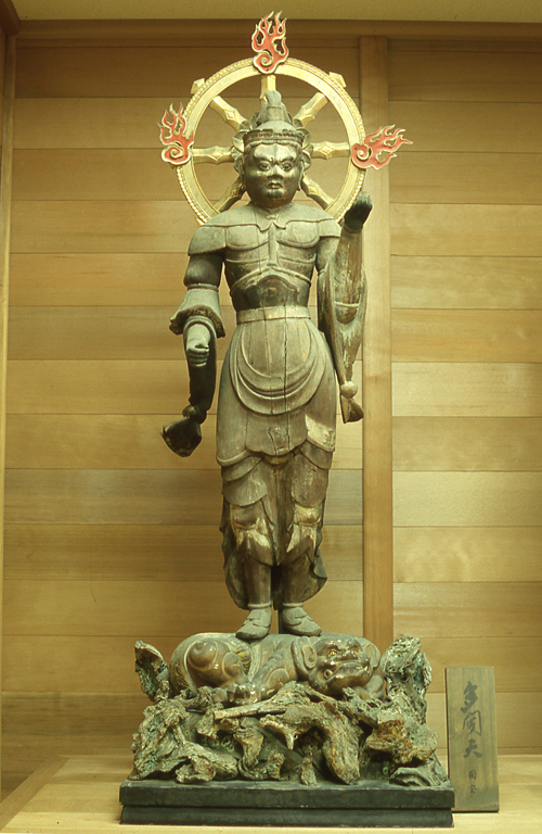 孝恩寺多聞天立像
