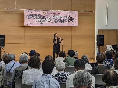 田中玲子さんステージ写真