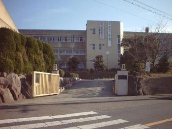 現在の第四中学校