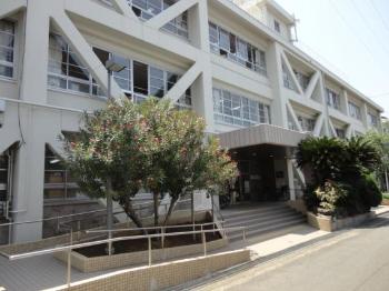 現在の北小学校