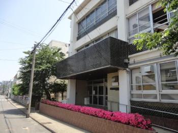 現在の津田小学校