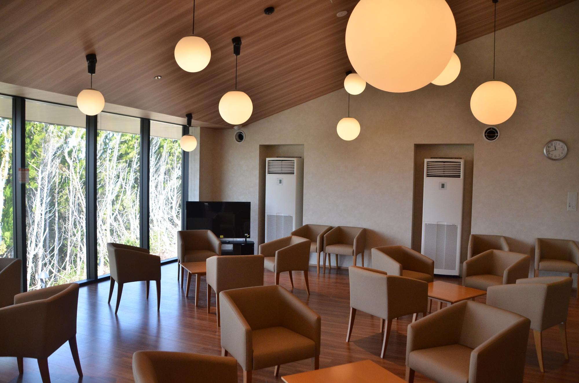 収骨までの時間、穏やかにお待ちいだだけるよう寛げる空間となっております