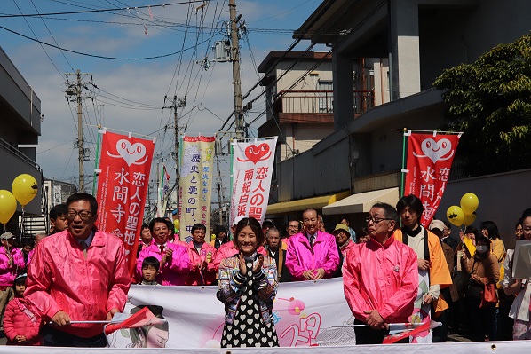 恋人の聖地「水間寺愛染堂」