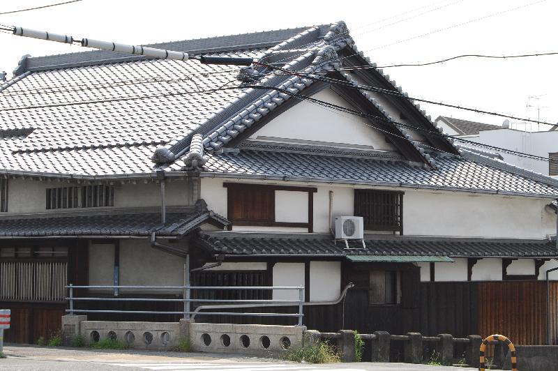 尾食家住宅の外観の写真