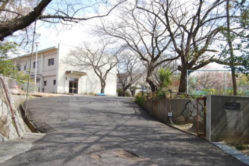 現在は貝塚養護老人ホームになっている海岸寺跡の写真