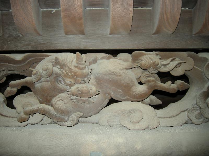 願泉寺表門の彫刻1の写真
