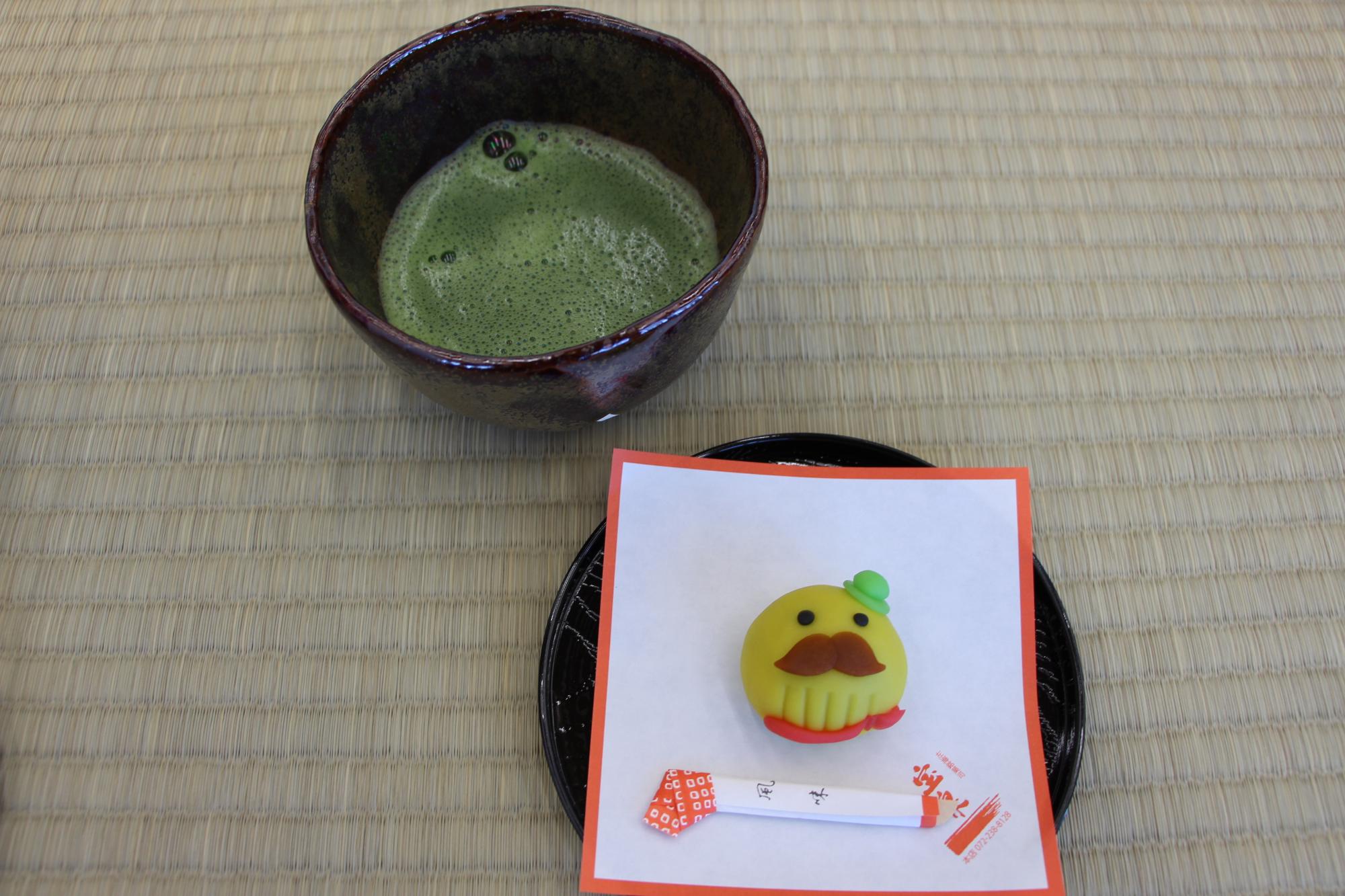 市民茶会の抹茶とお茶菓子