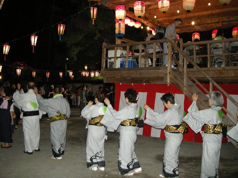 貝塚の東盆踊り