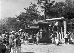 久保の阿理莫神社での宮入り写真