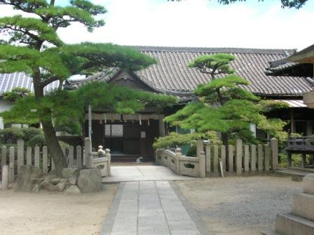 感田神社参集殿の外観写真