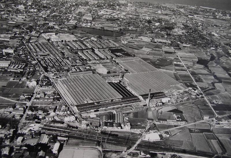 昭和40年後半の貝塚工場の航空写真（ユニチカ記念館所蔵）