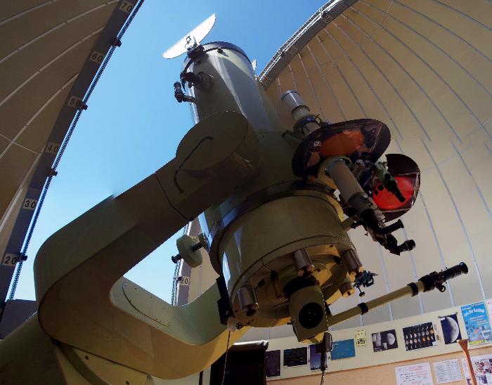 大型望遠鏡と接眼装置