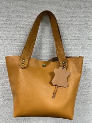 シュリンクレザーで作成したトートバック