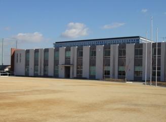 東山小学校体育館