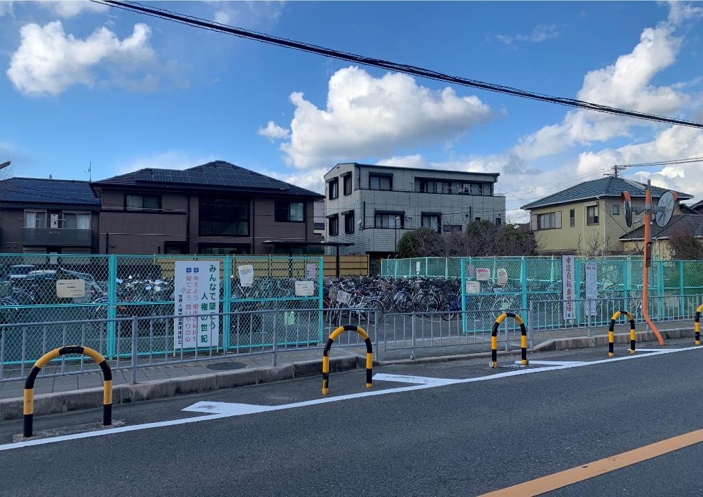第一中学校前駐輪場