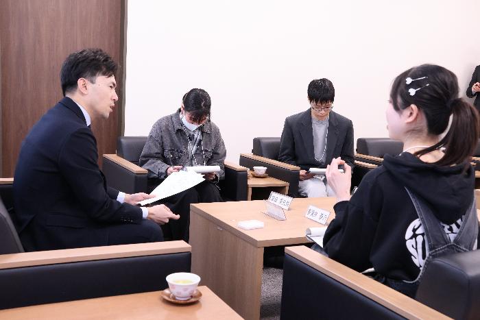 市長インタビューの様子