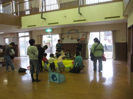 貝塚南保育園の親子教室の写真です